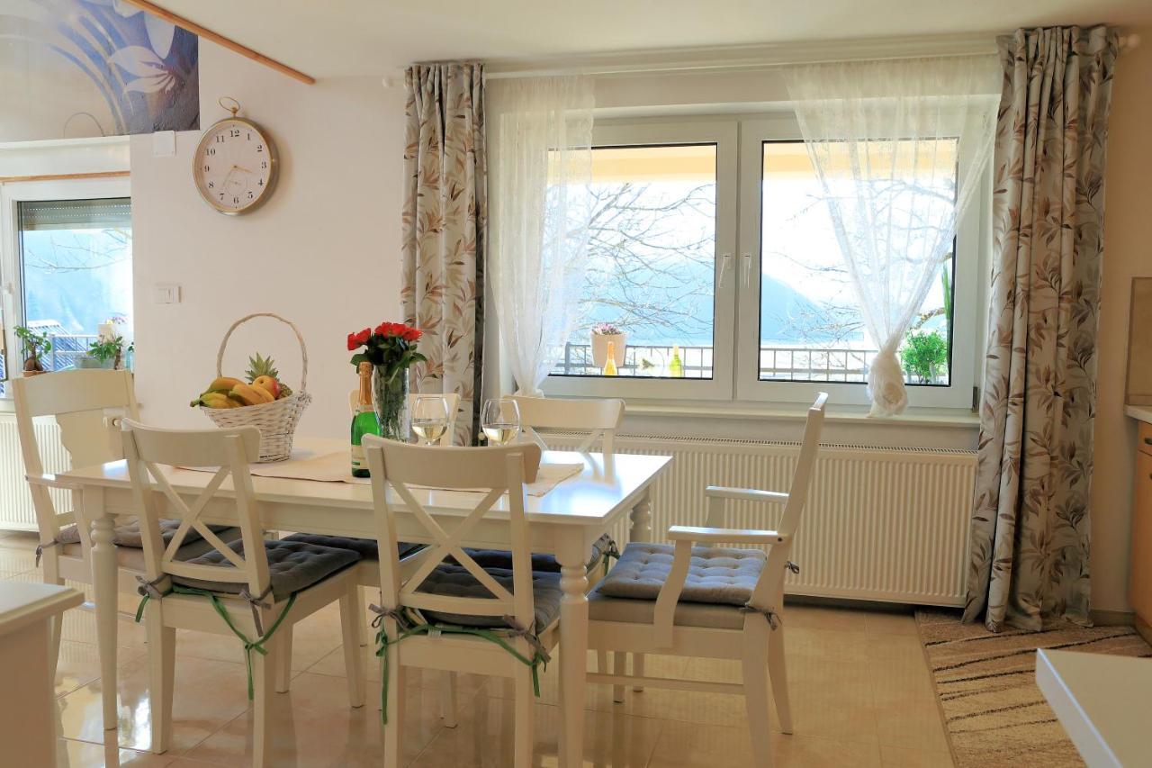 Luxury Apartman Alex With Sauna In The Village Otocac Ngoại thất bức ảnh